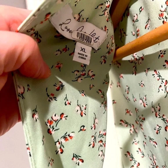 Love Whit- Floral Ruched Dress - Picture 6 of 17